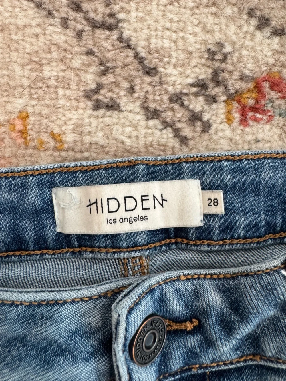 Cropped Light Blue Straight-Leg Jeans for Women